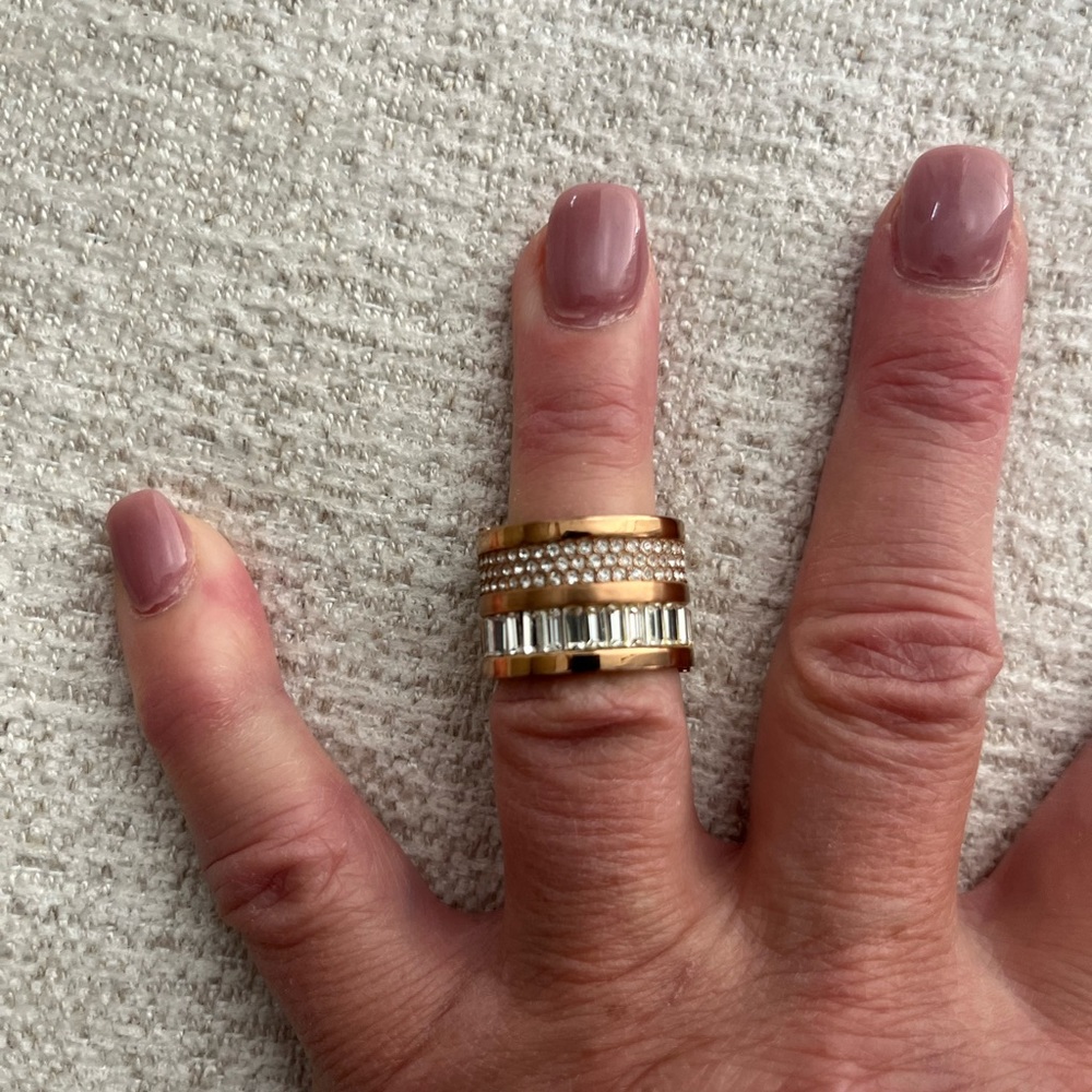 Michael Kors Brilliance Pave Baguette Barrel Ring Gold